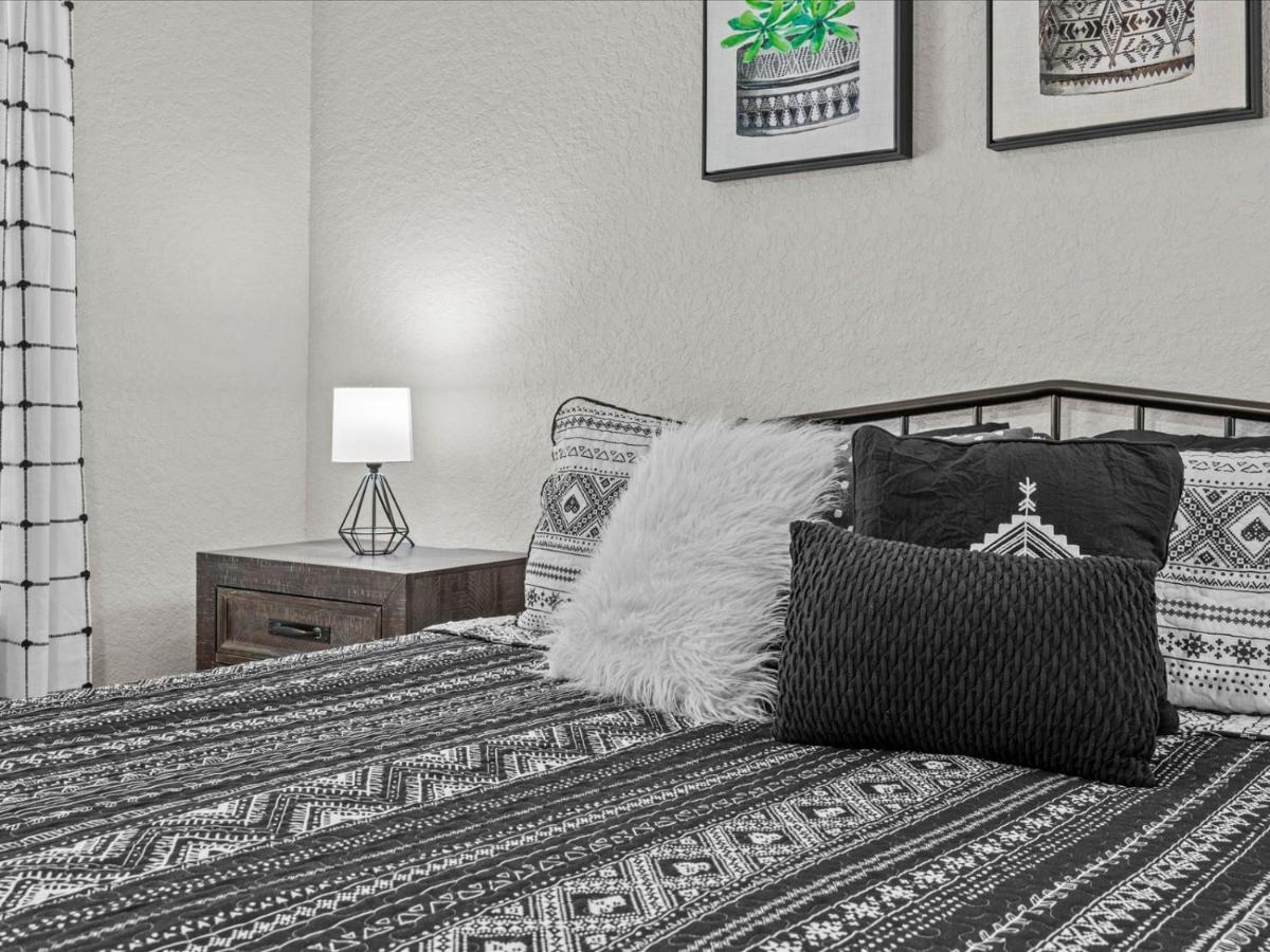 Townhouse And Resort Near Disney Davenport Bagian luar foto